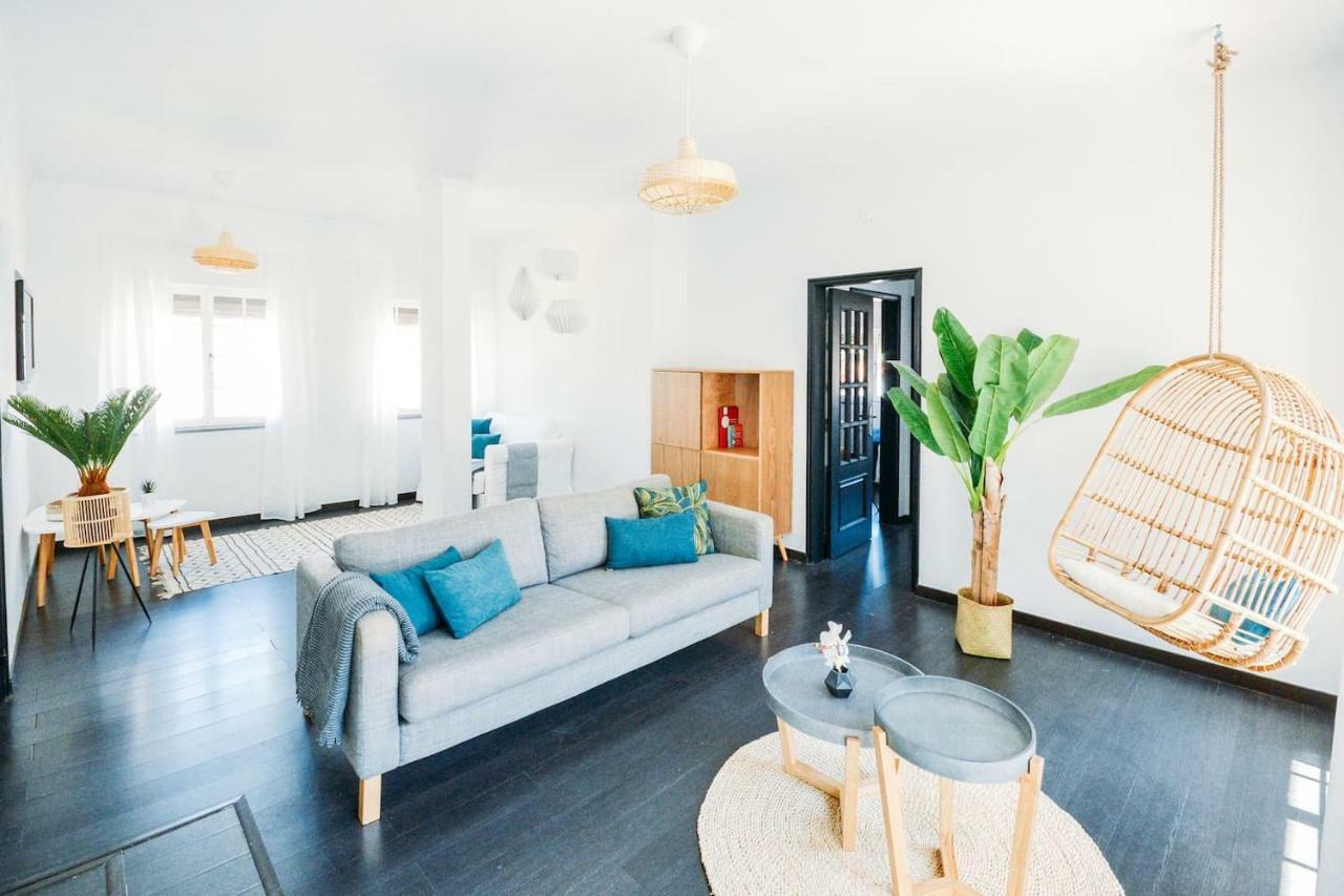 Amazing Seaview With Terrace - 5Min From The Beach Leilighet Cascais Eksteriør bilde