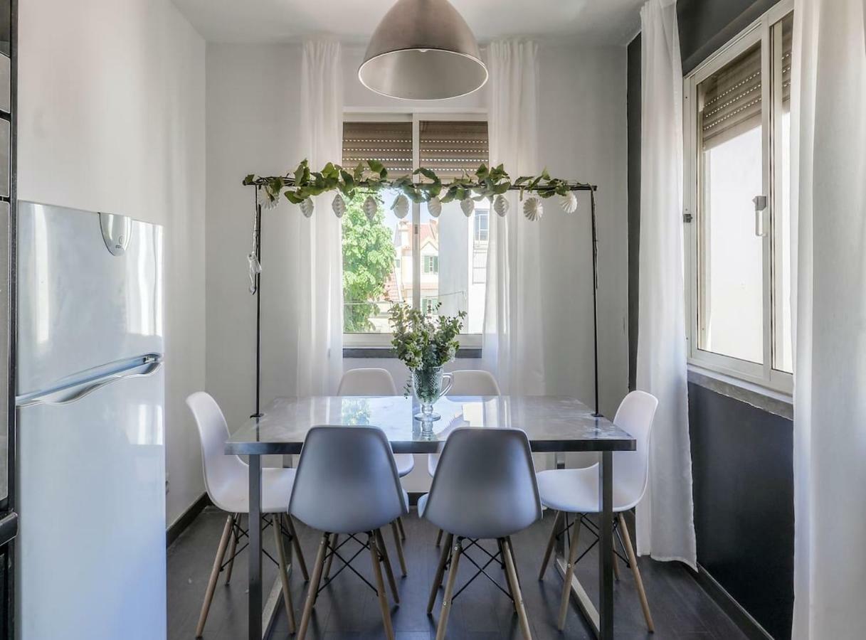 Amazing Seaview With Terrace - 5Min From The Beach Leilighet Cascais Eksteriør bilde